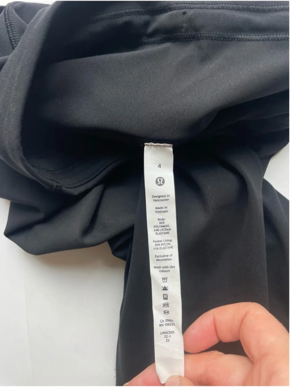 Lululemon Swift Speed High-Rise Crop 21